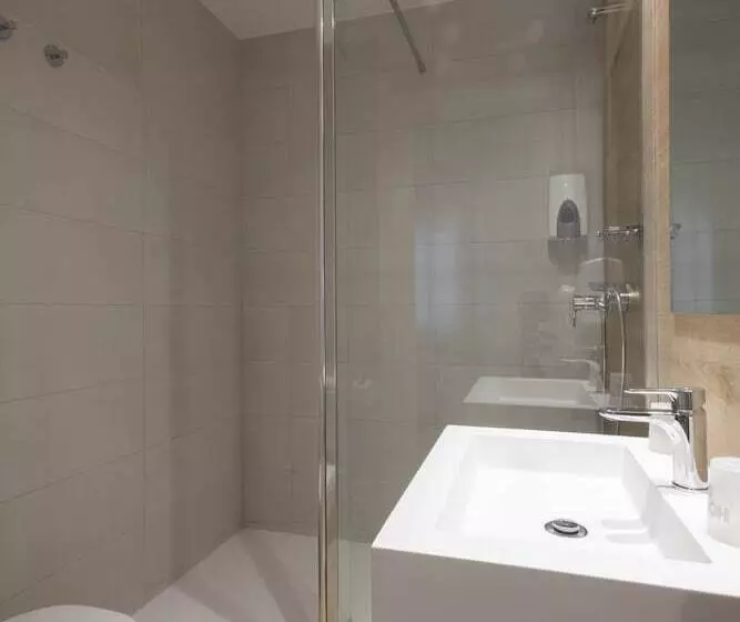 اتاق راحتی, Hostal Sans