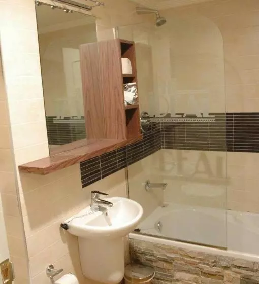 اتاق استاندارد سه نفره, Ideal