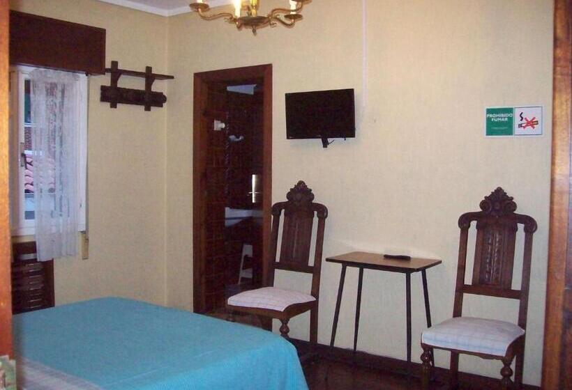 Номер Стандарт, Pensión Los Pinos Gijón