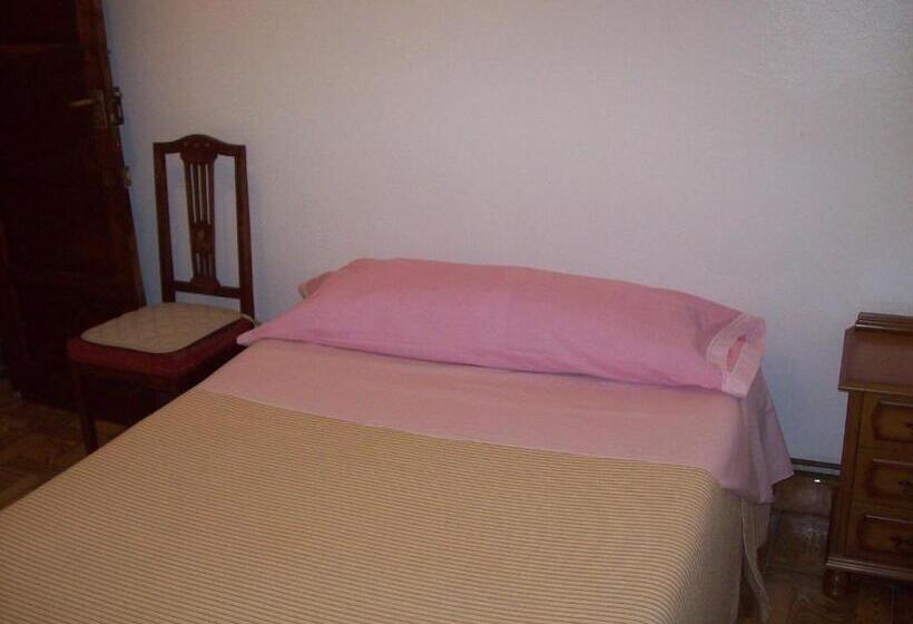 Номер Стандарт Индивидуальный, Pensión Los Pinos Gijón