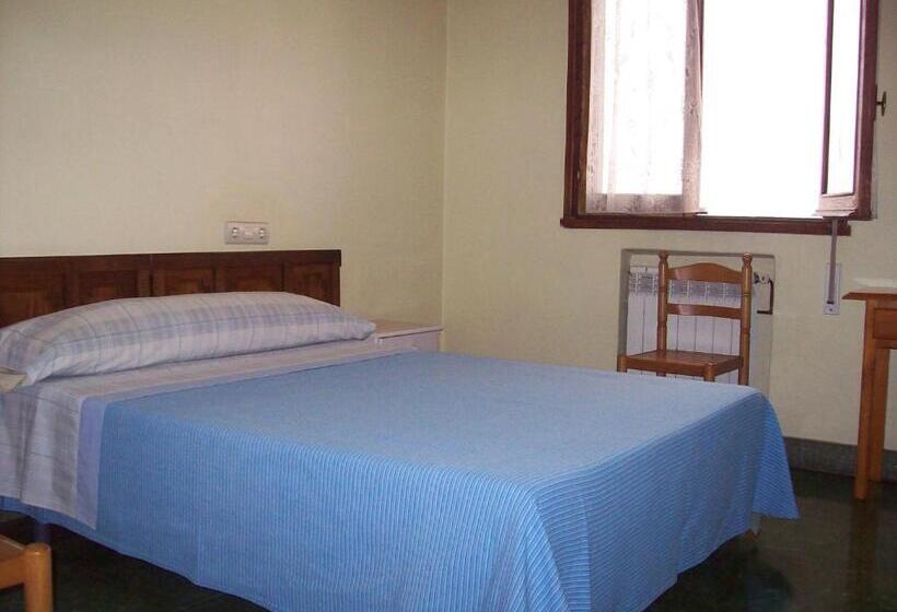 Номер Стандарт, Pensión Los Pinos Gijón