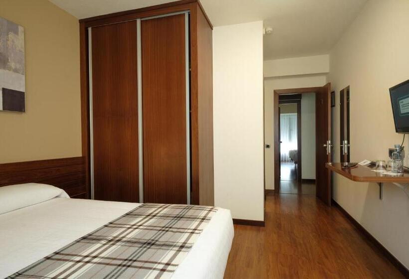 Quarto Estandar, Restaurante San Anton