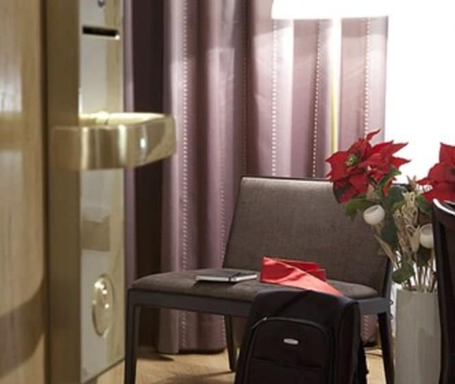 اتاق استاندارد, Hostal Carlos Iii