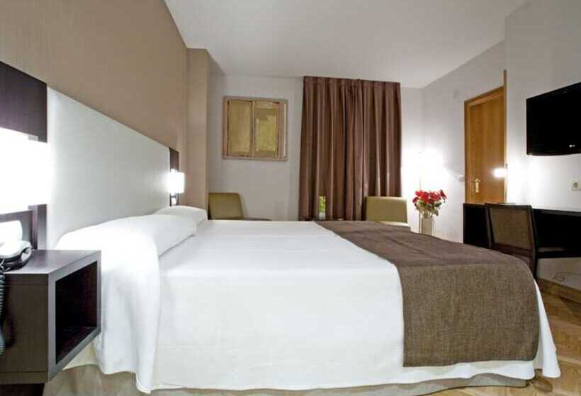 اتاق استاندارد, Hostal Carlos Iii