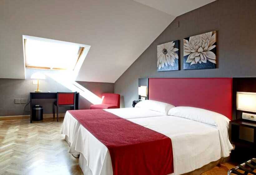 اتاق استاندارد, Hostal Carlos Iii