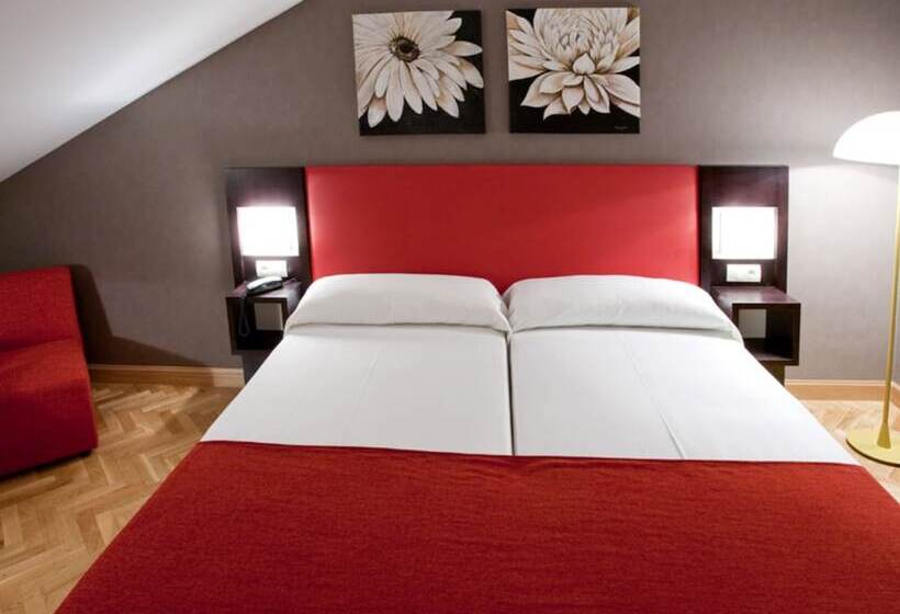 Номер Стандарт, Hostal Carlos Iii