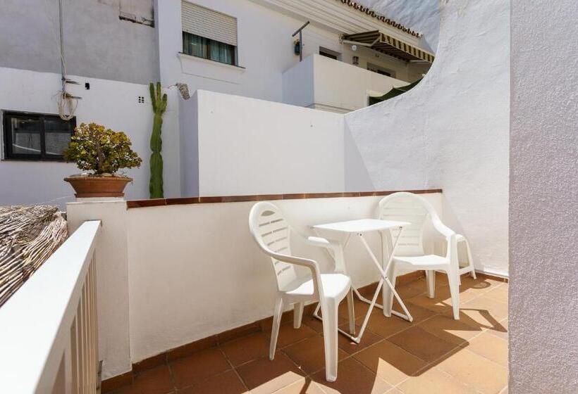 اتاق سوپریور سه تخته, Hostal Costabella Powered By Faro Homes