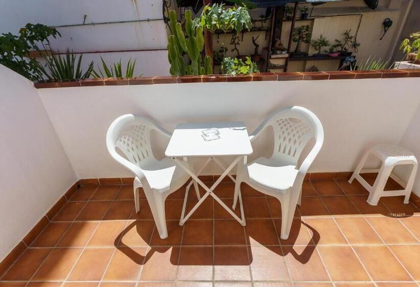 اتاق استاندارد چهار تخته, Hostal Costabella Powered By Faro Homes