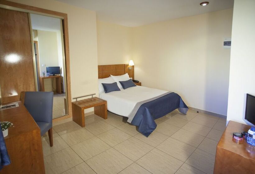 חדר סטנדרט, Savoy