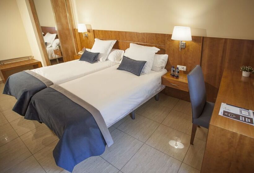 Номер Стандарт, Savoy