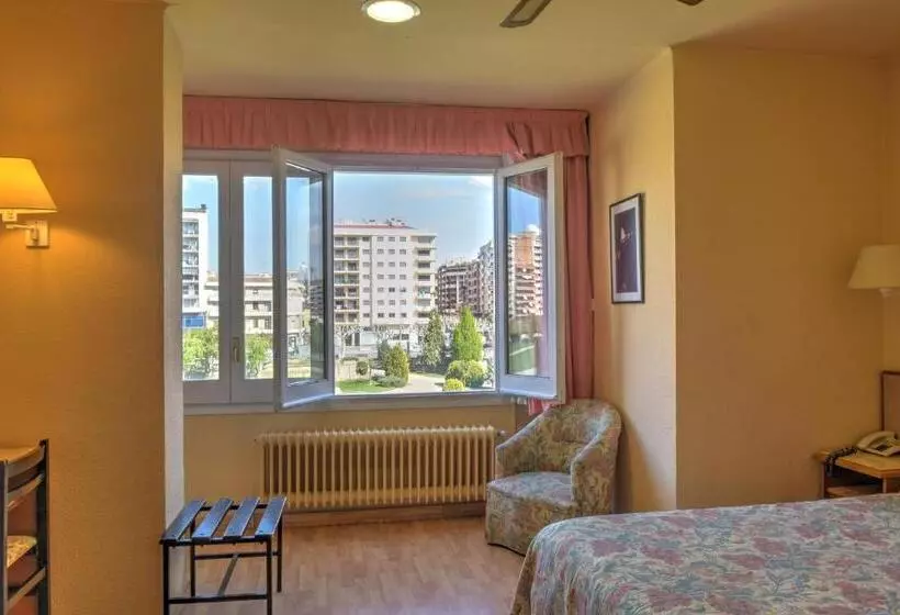 シングルデラックスルーム, Balaguer