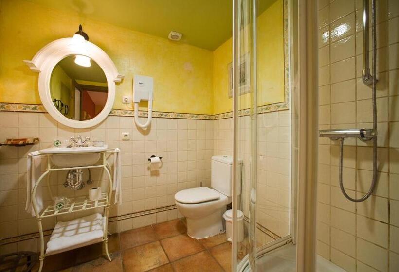 غرفة قياسية, Hostal Almadiero