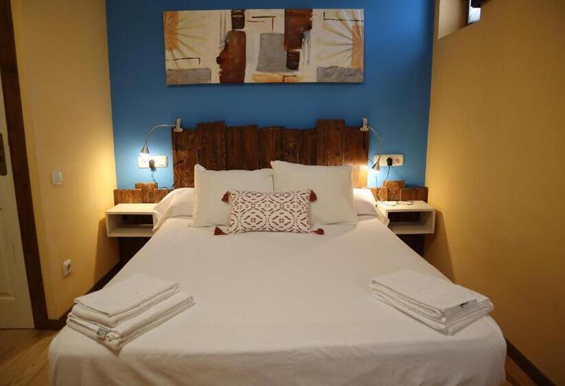 غرفة قياسية, Hostal Almadiero