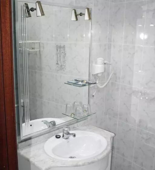 スタンダードシングルルーム, Hostal La Corte