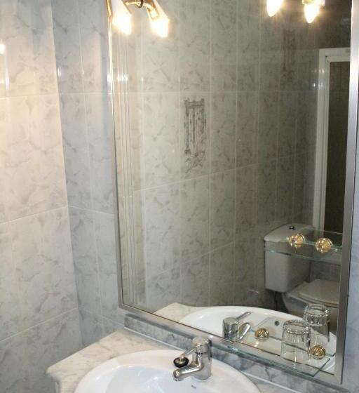 Номер Стандарт, Hostal La Corte