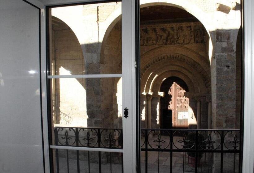 스탠다드 룸, Hostal La Corte