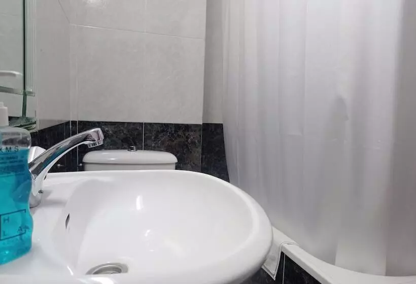 اتاق استاندارد با بالکن, Hostal Lady Ana Maria