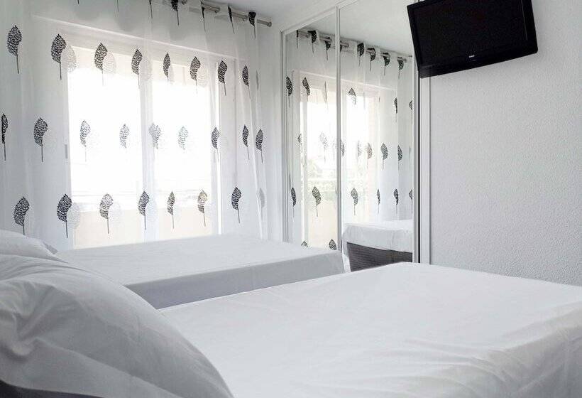 バルコニー付きスタンダードルーム, Hostal Lady Ana Maria