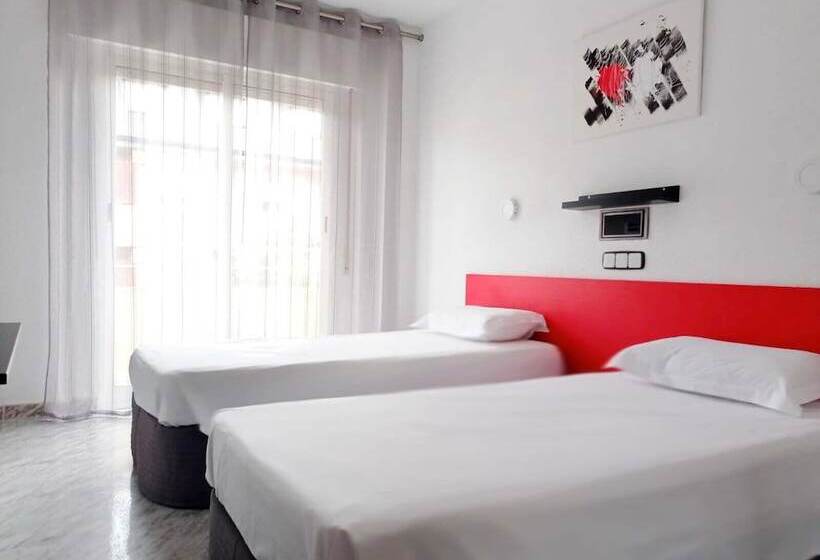 Номер Стандарт с Балконом, Hostal Lady Ana Maria