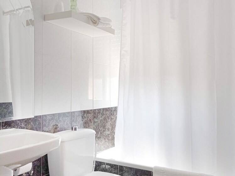 ダブルベッドスタンダードルーム, Hostal Lady Ana Maria