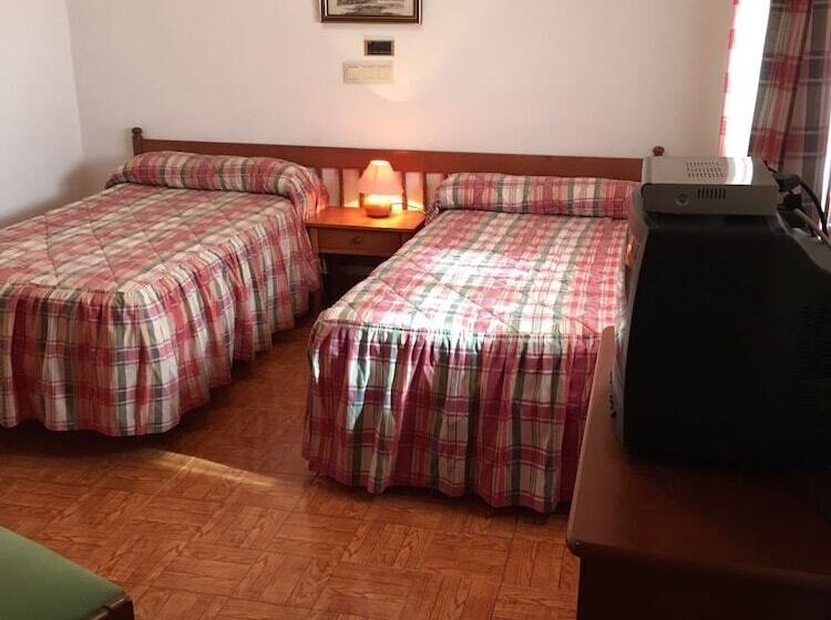 Номер Стандарт, Hostal Los Chopos