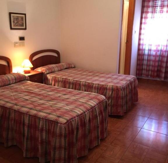 Номер Стандарт Индивидуальный, Hostal Los Chopos