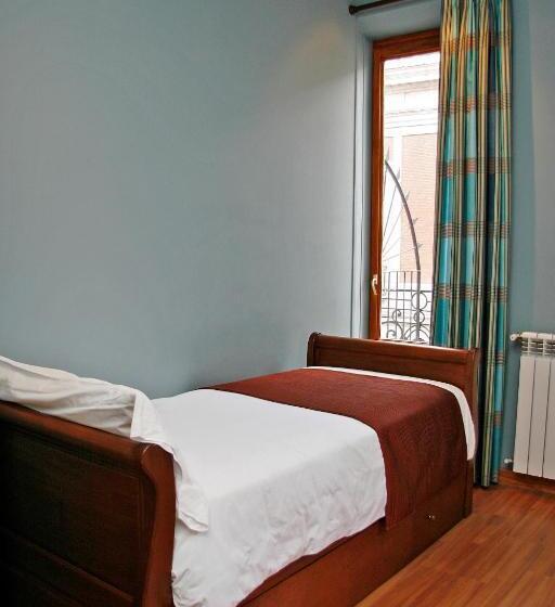 اتاق استاندارد یک نفره, Hostal Victoria Ii