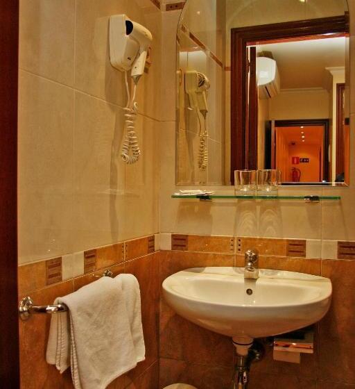 اتاق استاندارد, Hostal Victoria Ii