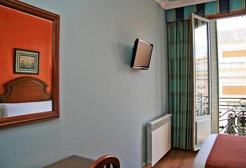 اتاق استاندارد با بالکن, Hostal Victoria Ii