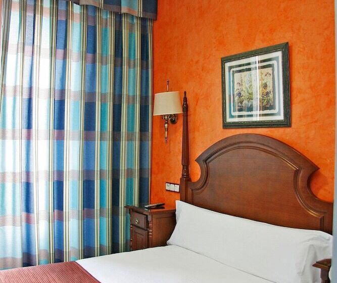 اتاق استاندارد سه نفره, Hostal Victoria Ii