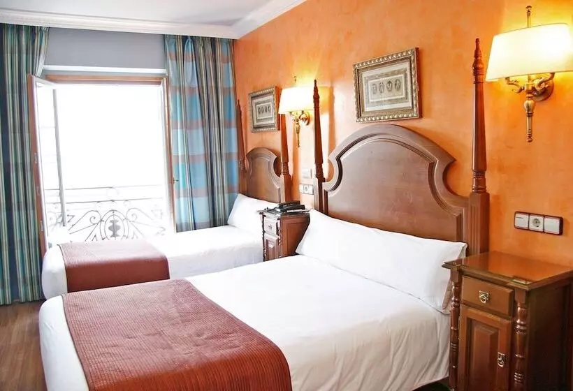 اتاق استاندارد سه نفره, Hostal Victoria Ii