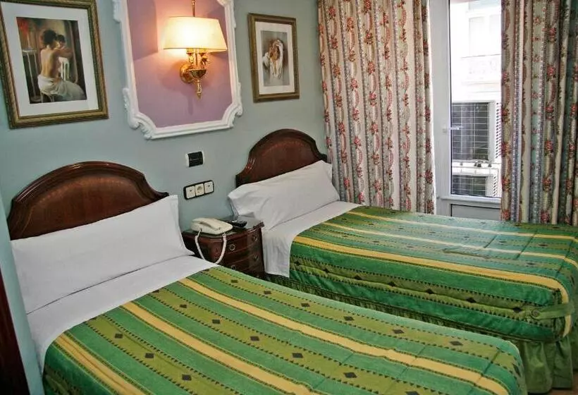 اتاق سوپریور, Hostal Victoria Ii