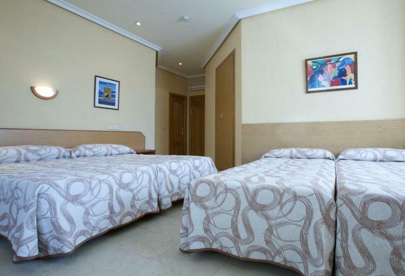 اتاق استاندارد چهار تخته, Mediodia