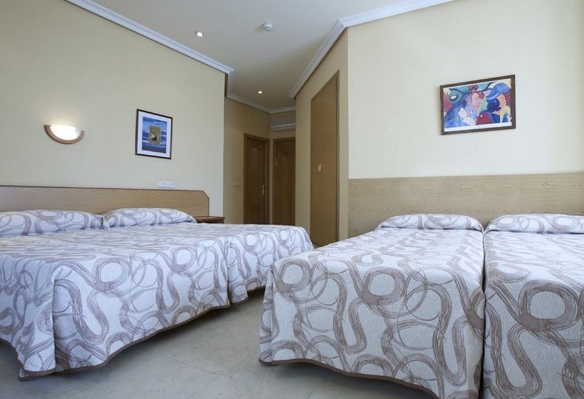 اتاق استاندارد چهار تخته, Mediodia