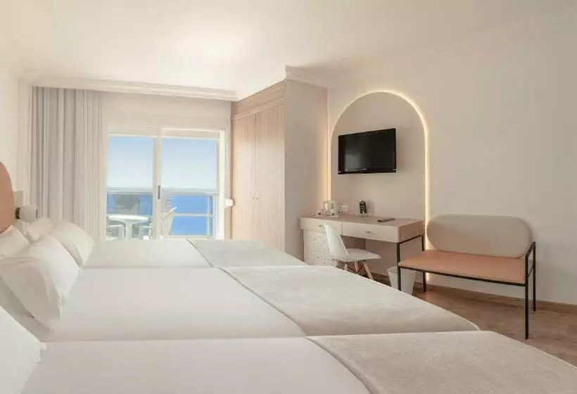 اتاق لوکس با چشمانداز دریا, Rh Victoria & Spa