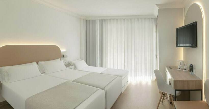 Номер Стандарт Вид на Бассейн, Rh Victoria & Spa