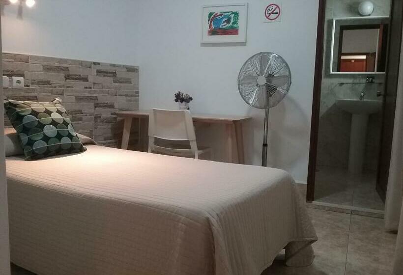 스탠다드 싱글 룸, Hostal Residencia Cardona