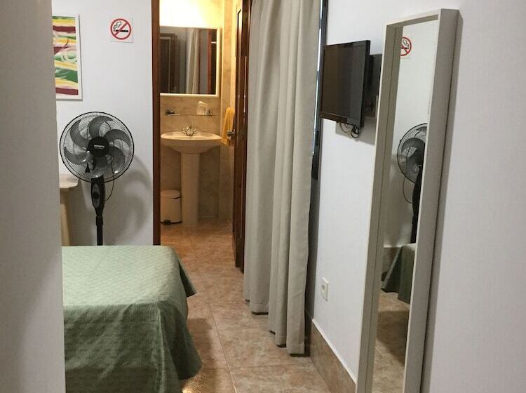 スタンダードシングルルーム, Hostal Residencia Cardona