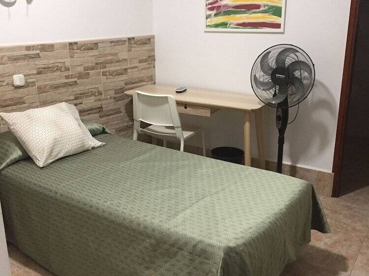 スタンダードシングルルーム, Hostal Residencia Cardona