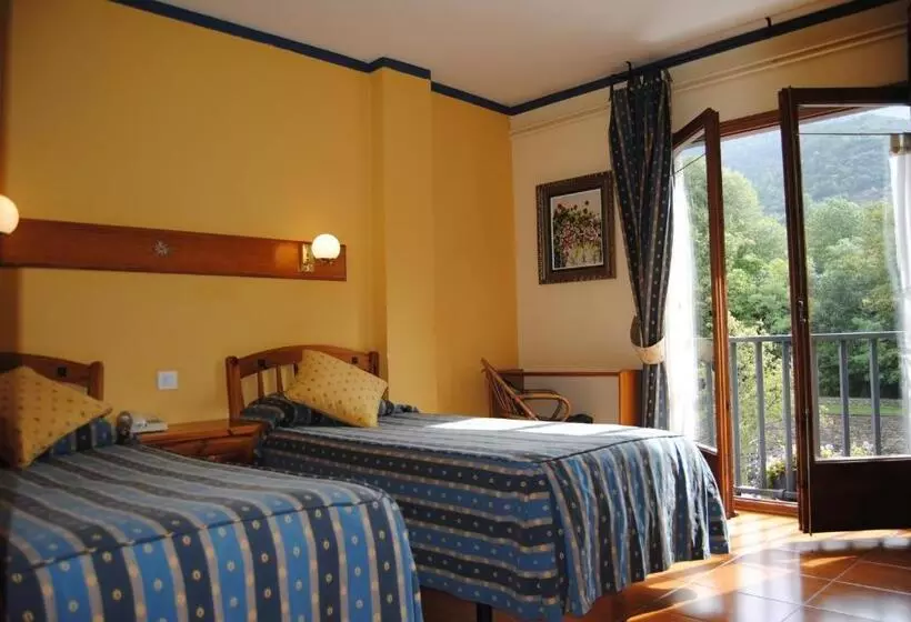 Üç Kişilik Standart Oda, Pey Resort
