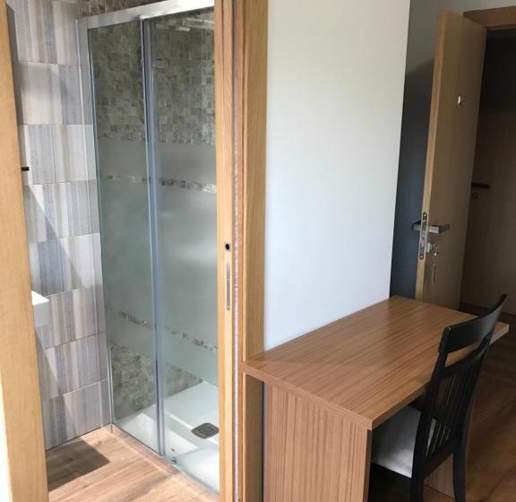 스탠다드 트리플 룸 테라스, Hostal Juli