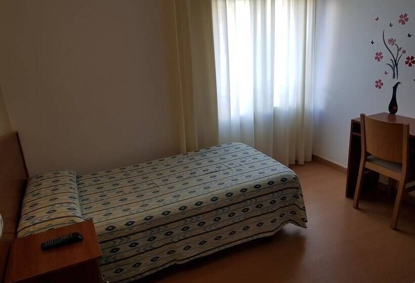 スタンダードシングルルーム, Hostal Mary  Only Adults 21 And Up