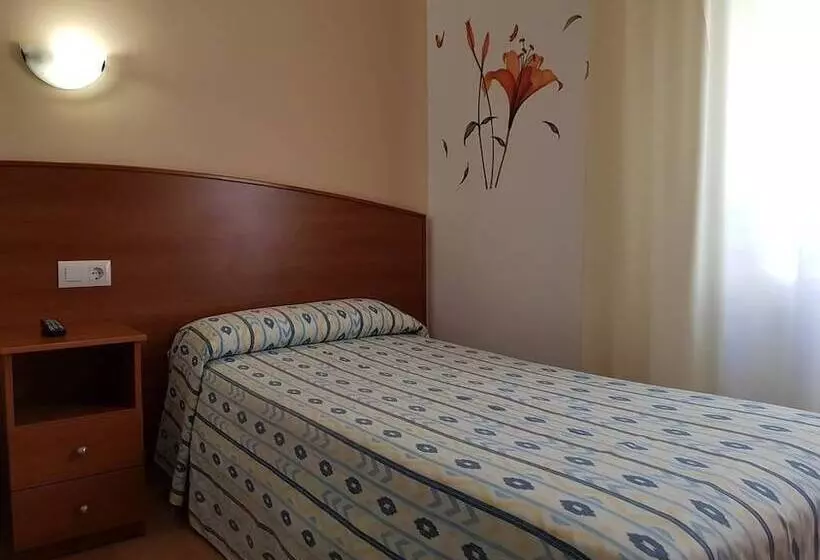 スタンダードシングルルーム, Hostal Mary  Only Adults 21 And Up