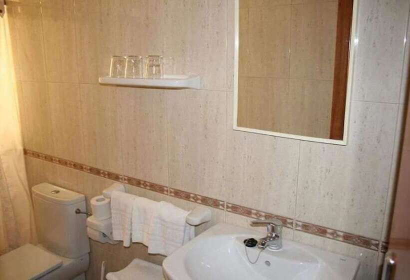 エコノミールーム, Hostal Mary  Only Adults 21 And Up
