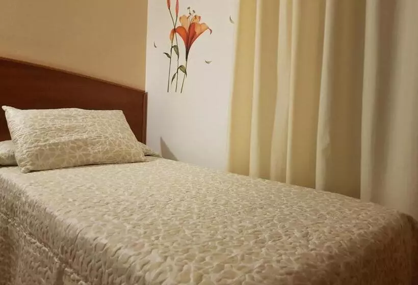 スタンダードシングルルーム, Hostal Mary  Only Adults 21 And Up