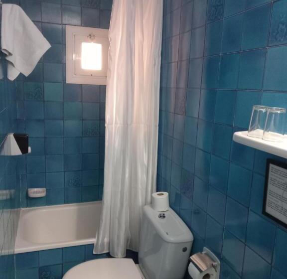 スタンダードルーム, Hostal Mary  Only Adults 21 And Up