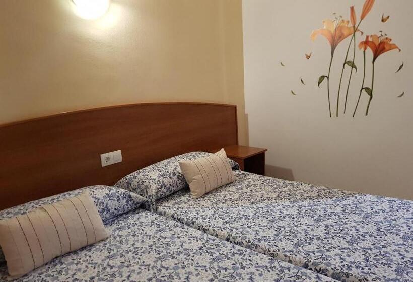 エコノミールーム, Hostal Mary  Only Adults 21 And Up