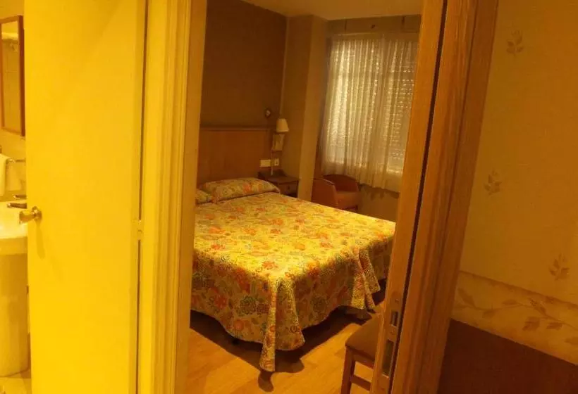 اتاق استاندارد, Hostal Orejas