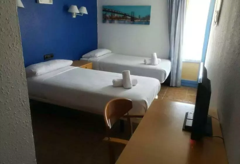 Habitació Estàndard, Hostal Rugaca