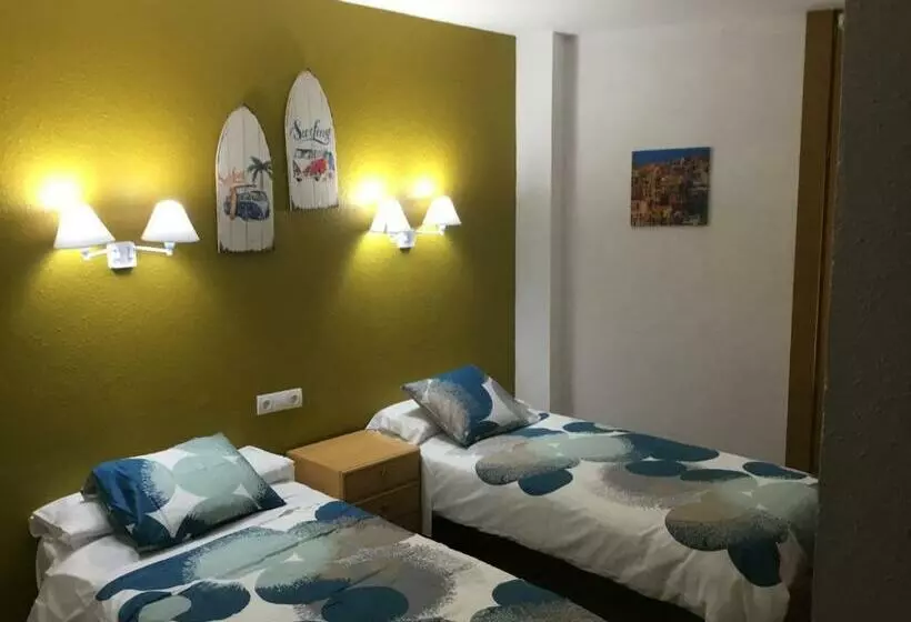 Habitació Estàndard, Hostal Rugaca